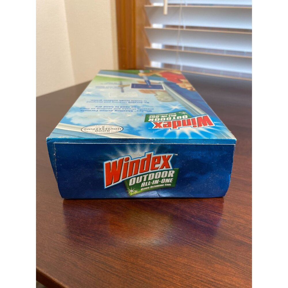 Windex Outdoor All In One Glass Cleaning tool - Picture 5 of 5